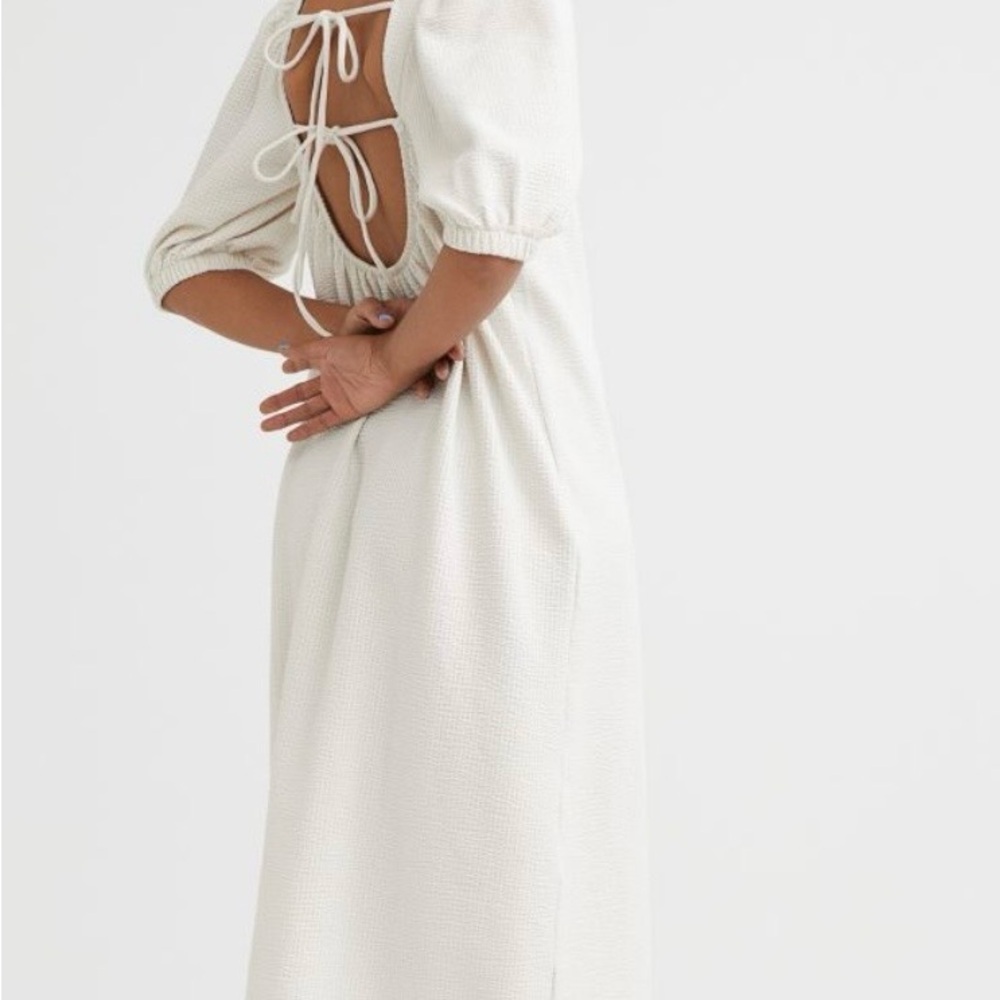 H&M Waffled Backless  Puff Sleeve Midi Dress